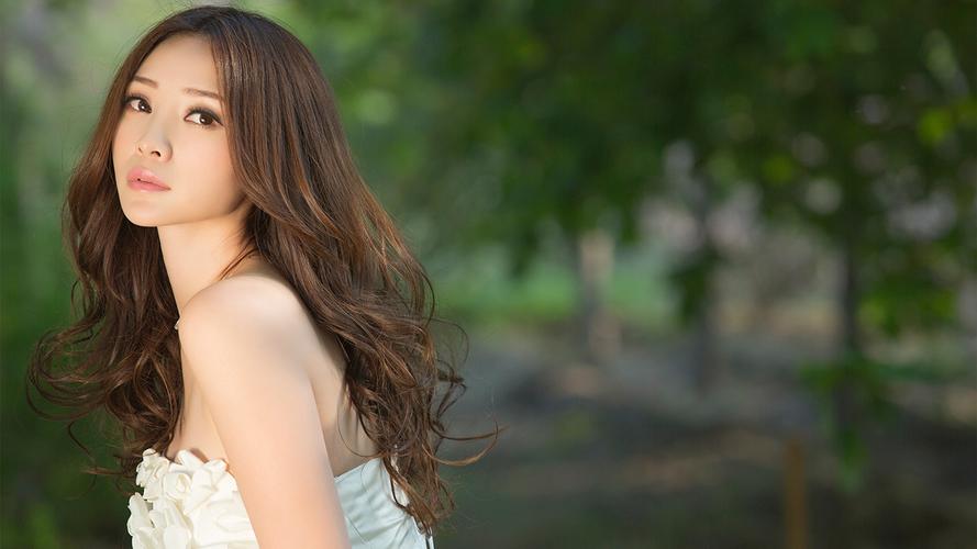 王家彩世界旧版app下载安装最新版本